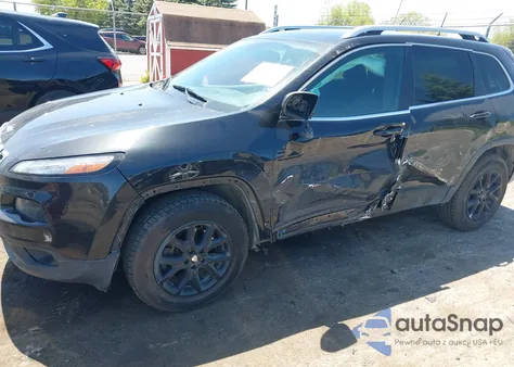 2016 Jeep Cherokee Latitude из США, поврежденный, VIN 1C4PJMCS3GW295456